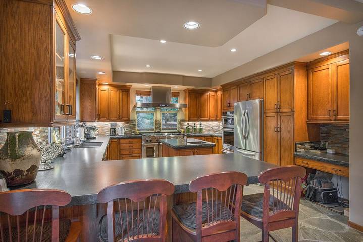 Vacation rental for 10 people, with yard in Tahoe City