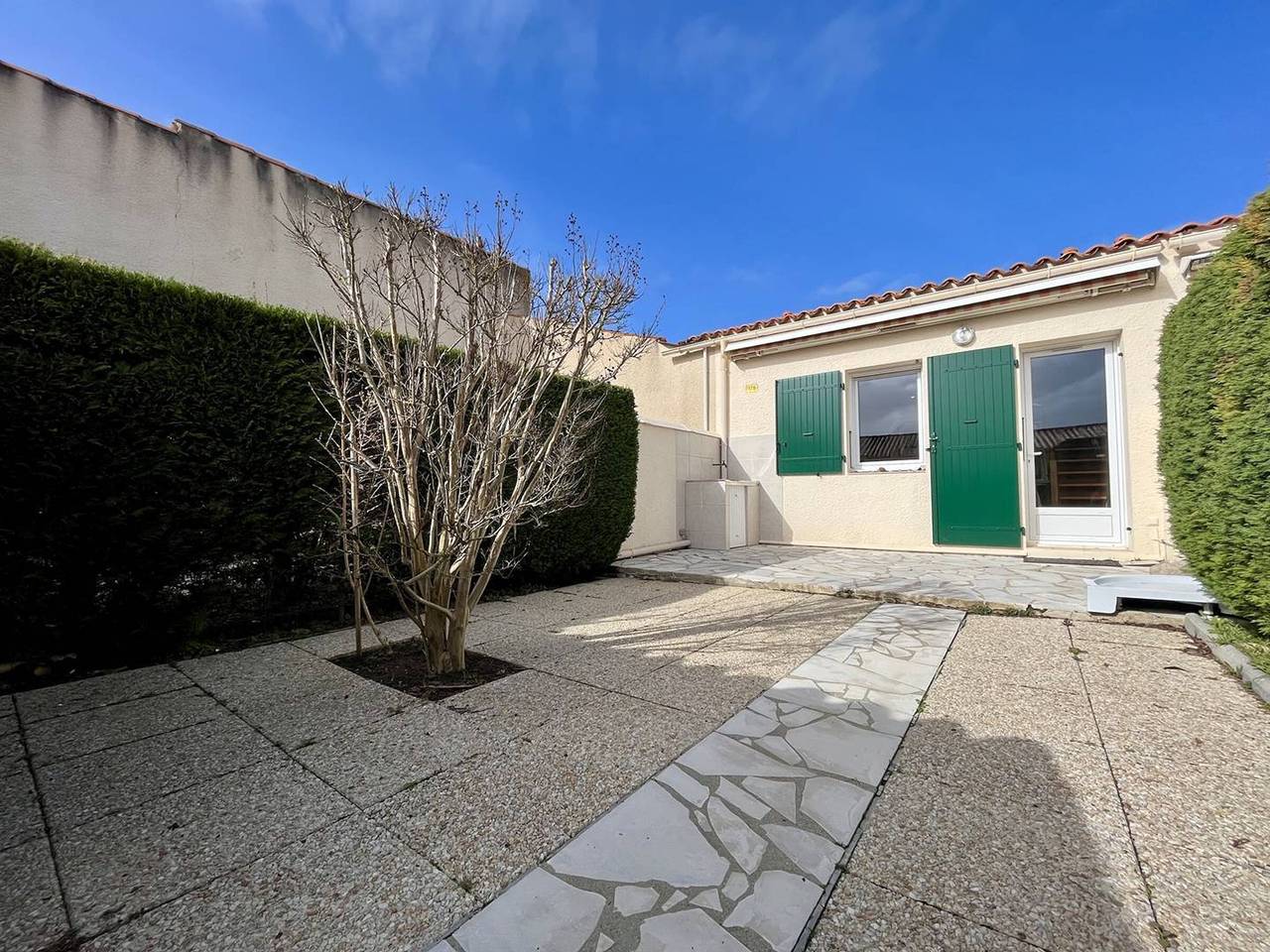 Maison rénovée à 350m de la plage avec cour, terrasse et parking, Dolus-d'Oléron in La Remigeasse, Dolus-d'Oléron