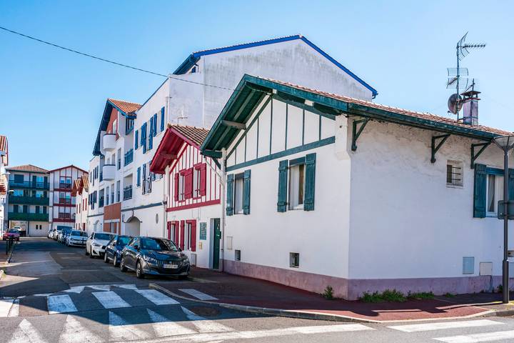 Location de vacances pour 6 personnes, avec jardin et balcon à Saint-Jean-de-Luz - 2