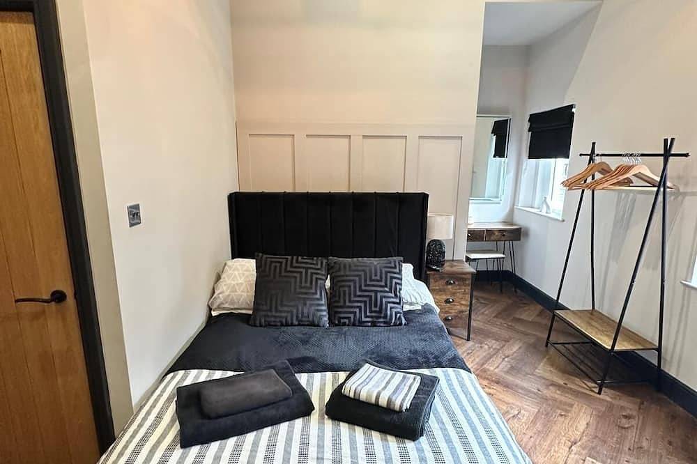 Stunning town centre cottage with hot tub in Morpeth, Northumberland