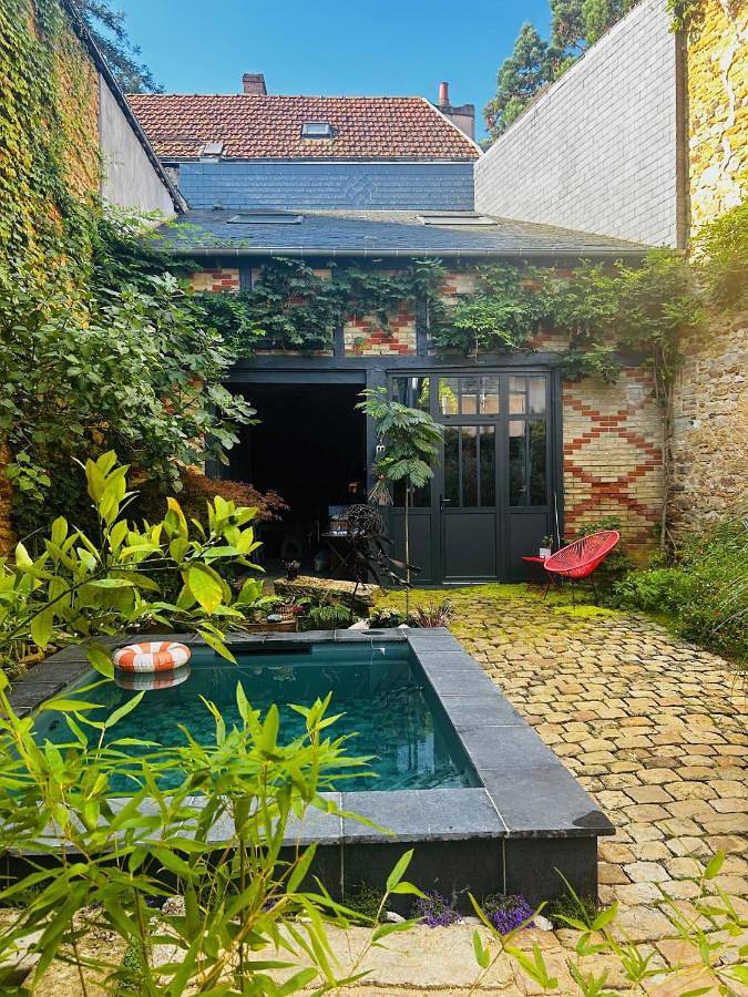 Chambre d’hôte pour 3 personnes, avec piscine et terrasse ainsi que vue et jardin à Le Mans - 2