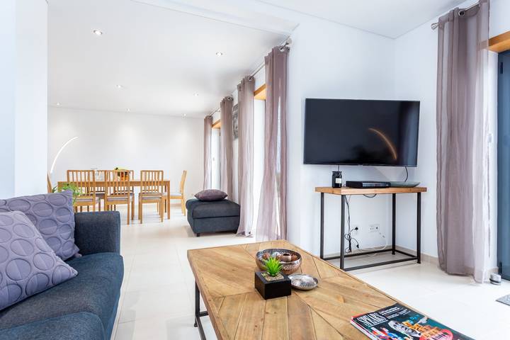 Ferienhaus für 8 Personen, mit Balkon und Terrasse in Vila do Bispo - 3