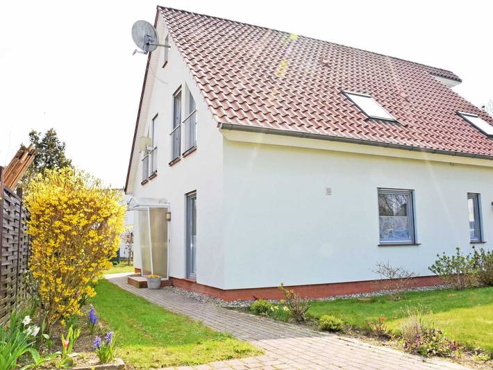 Ferienwohnung für 4 Personen, mit Terrasse und Garten - 1