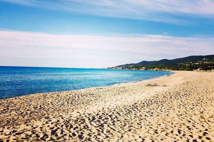 Location de vacances pour 3 personnes, avec terrasse et jardin à Solaro