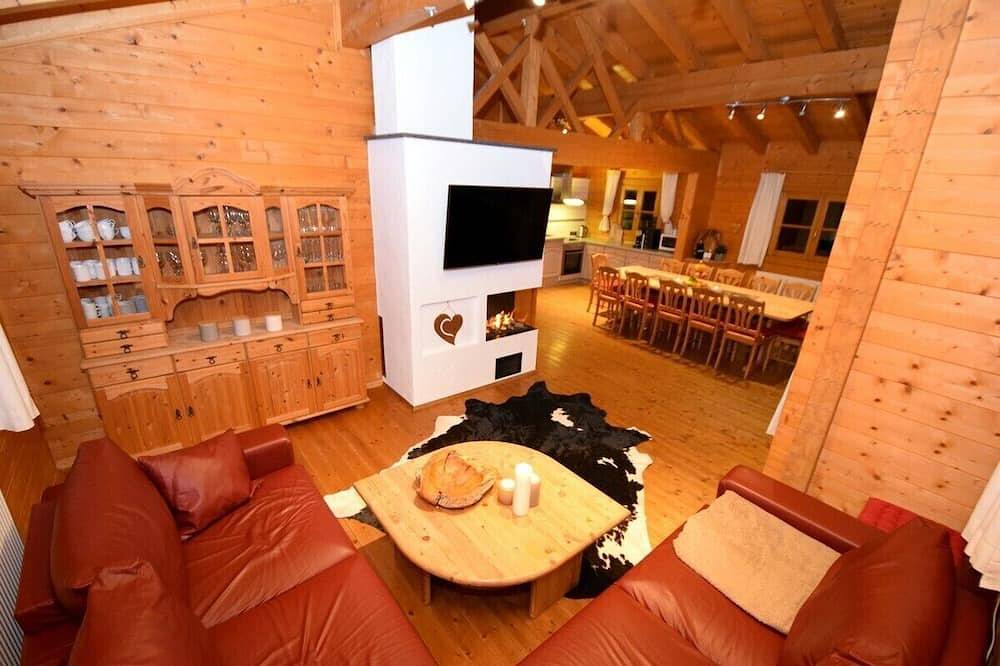 Bergchalet Alpenrose  - Ski in/Ski out, Sauna - Kamin- by \"wachterhof\" in Tuxer Alpen, Kaltenbach