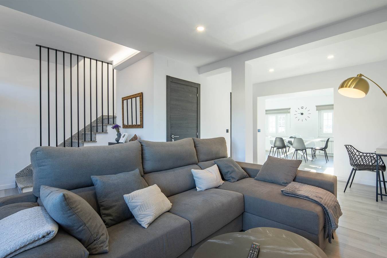 Maison de Vacances 'A Neida Con Vistas Al Mar' avec Vue sur la Mer, Terrasse Privée et Wi-Fi in Cee, Rías Baixas