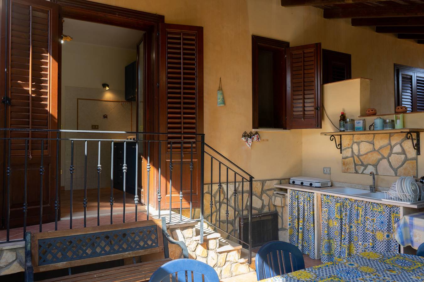 Pet-Friendly Villa 'Celeste' with Sea View, Garden & A/C in Campofelice di Roccella, Palermo Province