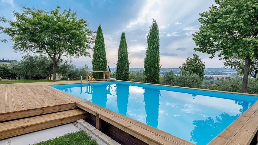 Ferienhaus für 12 Personen, mit Pool und Garten