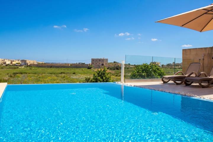 Agriturismo per 8 persone, con Balcone e Piscina per bambini nonché Piscina a Malta