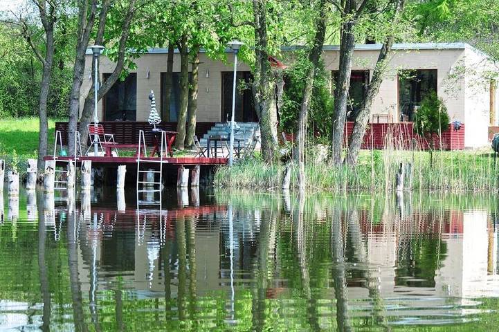 Ferienhaus für 7 Personen, mit Whirlpool und Sauna sowie Garten - 1