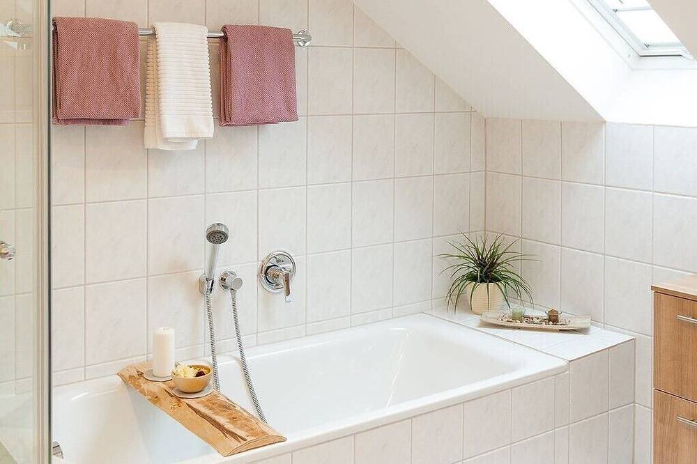 Ganze Wohnung, Hochwertig renovierte und in modernem Stil eingerichtete Fewo Zirbentraum in Bad Sassendorf, Kreis Soest