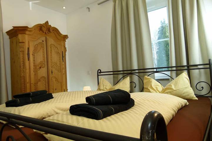 Ferienwohnung für 6 Personen, mit Balkon in Pöcking - 2