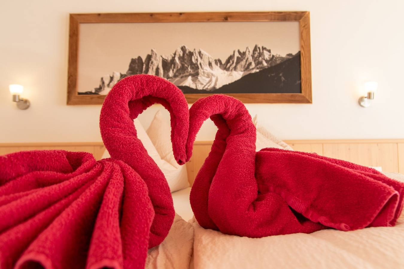 Ganze Wohnung, Ferienwohnung 'Panorama' mit Bergblick, Gemeinschaftsgarten und Wi-Fi in Gravetsch, Villanders