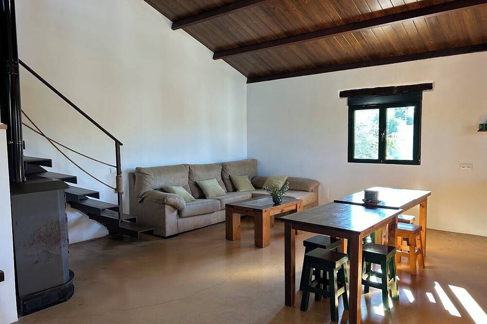 Casa Rural Única Nature, Swimming Pool and Sunsets in Arahal, Sevilla Provinz