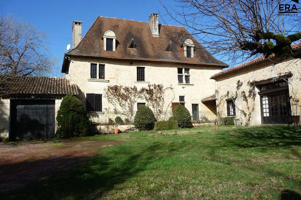 Gîte de Charme en Pleine Nature in Champcevinel, Périgord Blanc