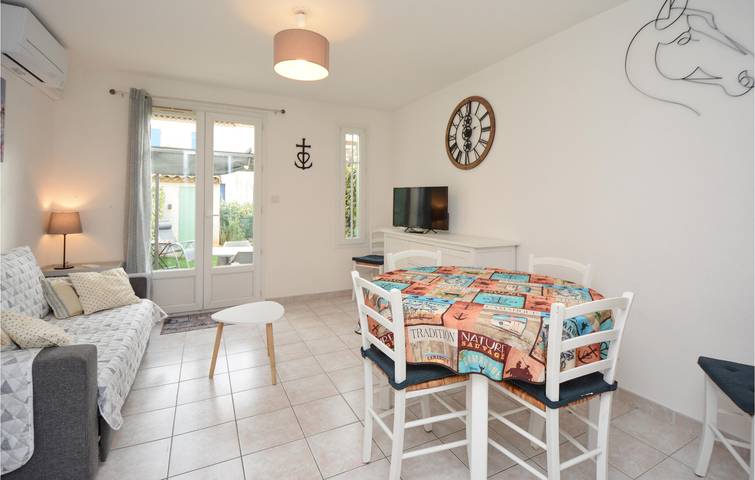 Location de vacances pour 5 personnes, avec jardin et terrasse à Aigues-Mortes - 3