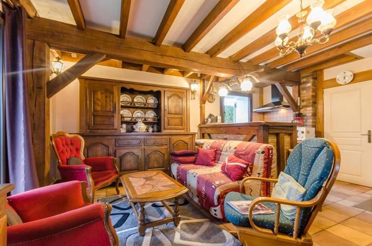 Location de vacances pour 3 personnes, avec terrasse et jardin dans La Ville-aux-Bois