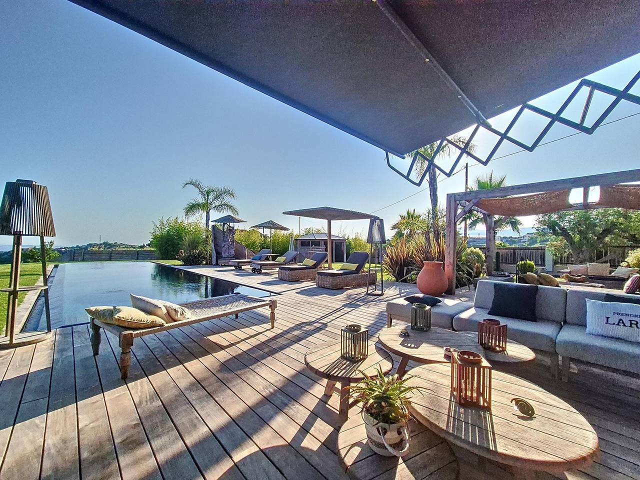 Villa Sunset By Riviera Holiday Homes in Nice (France), Mediterranean Coast (France)