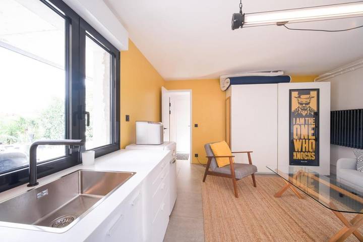 Location de vacances pour 8 personnes, avec jardin ainsi que sauna et piscine à Yerres - 4