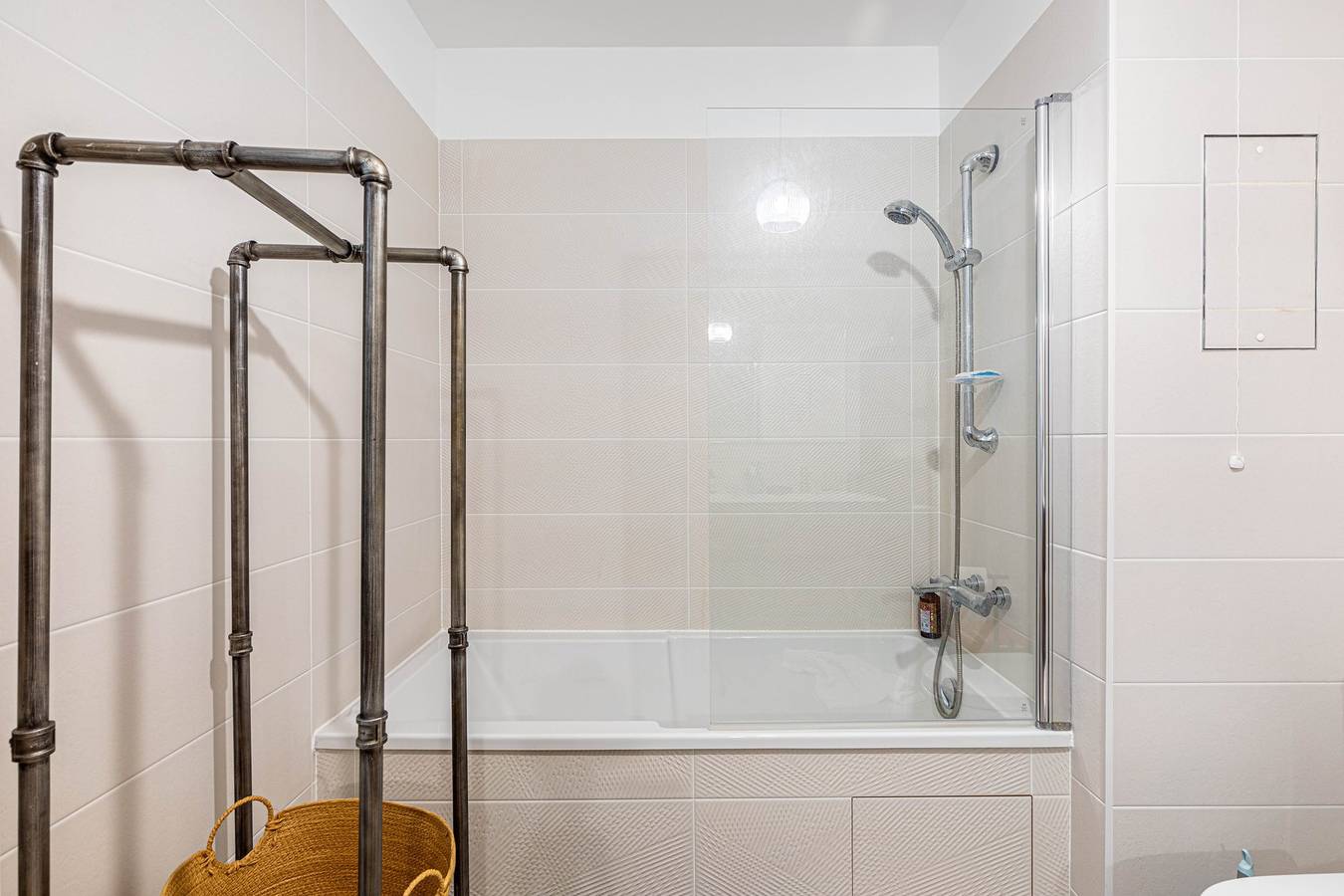 Apartamento entero, Guestready - Capullo chic con balcón in Suresnes, Altos del Sena