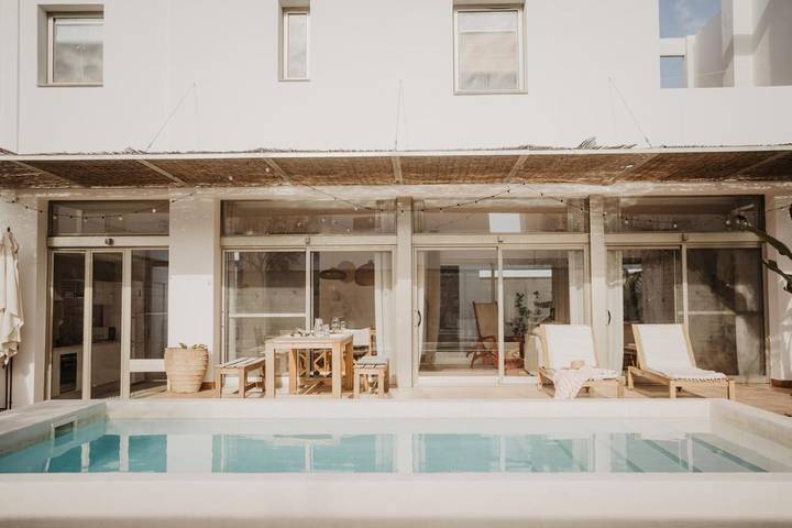 Location de vacances pour 8 personnes, avec jardin ainsi que piscine et vue, animaux acceptés dans Poble Nou Del Delta - 2