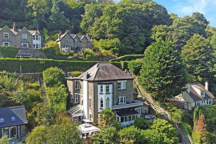 Cottage for 2 people, with balcony and hot tub in Lynton