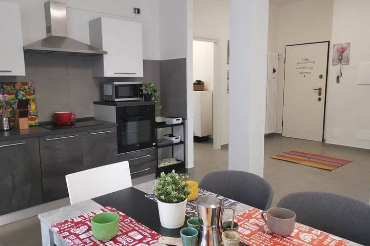 Appartamento per 6 persone, con balcone in Gallarate