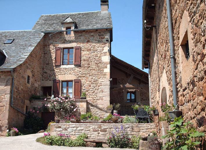 Location de vacances pour 5 personnes, avec terrasse et jardin dans l' Aveyron - 4