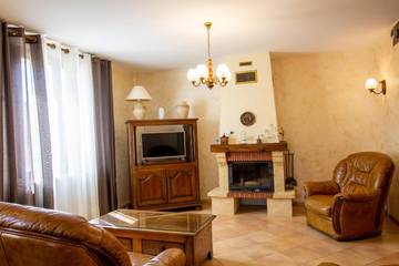 Maison De Vacances pour 6 Personnes dans Saint-Michel-de-Double, Périgord Blanc, Photo 2