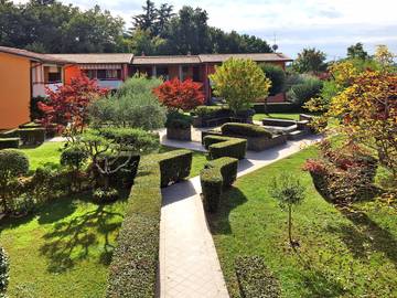 Ferienwohnung für 3 Personen, mit Kinderpool und Garten in Colà