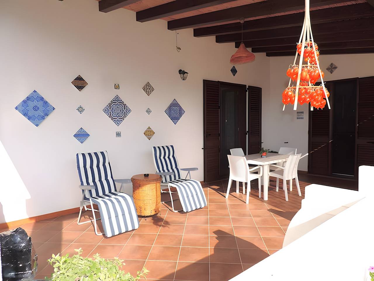 Ganze Wohnung, Apartment 'Maiolica' mit Meerblick, Wlan und Klimaanlage in Lipari