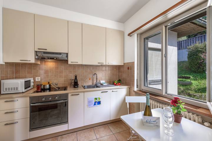 Ferienwohnung für 6 Personen, mit Balkon und Kinderpool sowie Seeblick in Gambarogno - 3