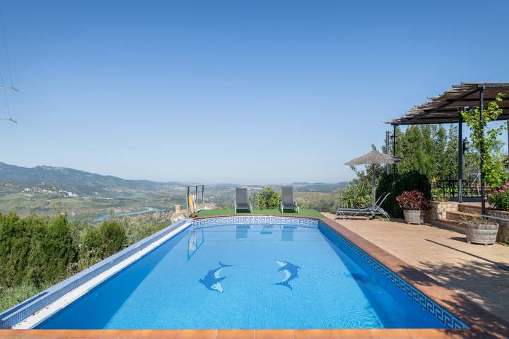 Casa de vacaciones para 5 personas, con Jardín y Vistas al lago en Ubrique