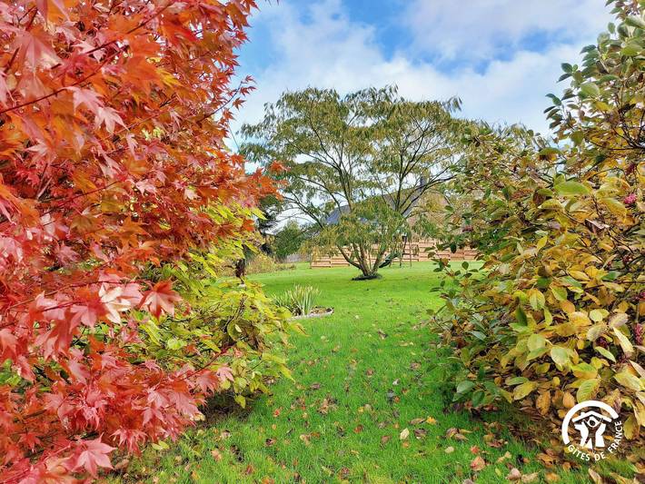 Gîte pour 12 personnes, avec jardin dans Mayenne - 4