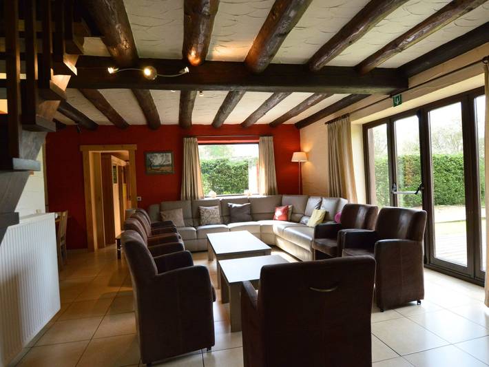 Maison de vacances pour 18 personnes, avec terrasse ainsi que sauna et jardin, adapté aux familles dans Région wallonne