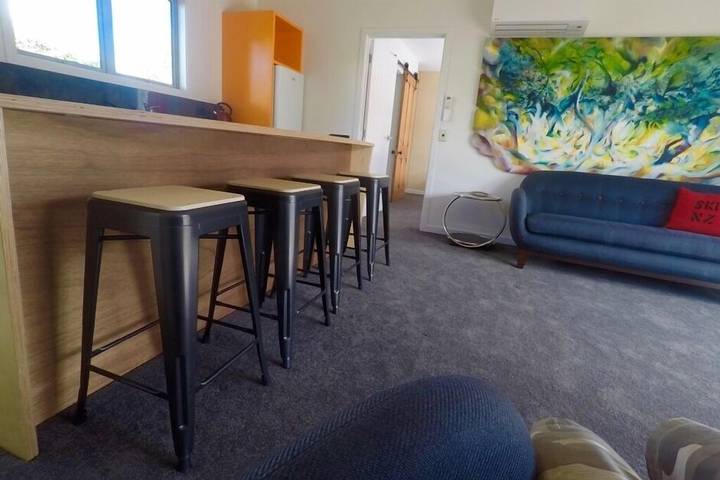 Holiday apartment for 4 people, with garden and balcony in Wanaka