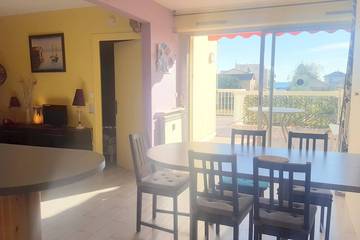 Gîte pour 6 personnes, avec jardin et jacuzzi dans Office de Tourisme de Mauguio Carnon