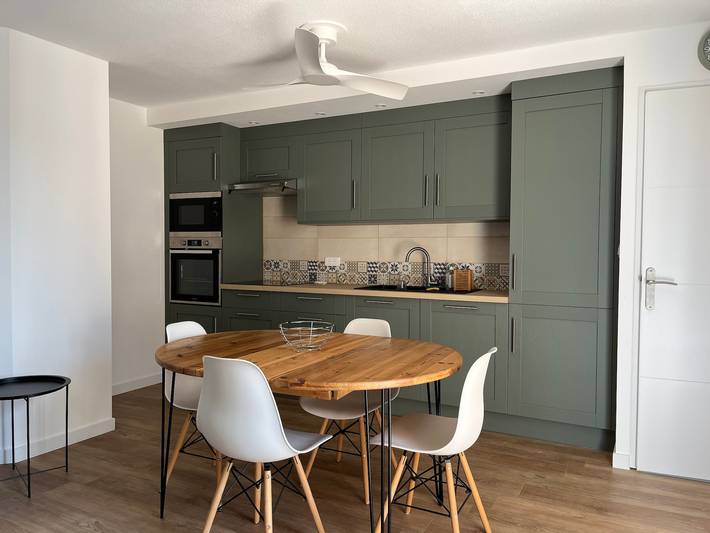 Apartamento entero, Cómodo T3 en La Roche-Posay con Balcón y Wifi in La Roche-Posay, Vienne
