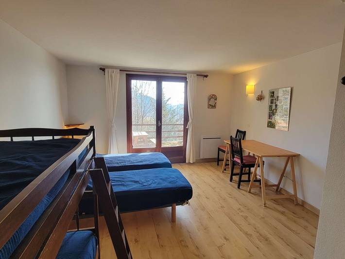 Apartamento entero, Luminoso apartamento 6 pers, admite mascotas, balcón sur, a pie de pistas in Saint-Michel-de-Chaillol, Parque Nacional de los Ecrins