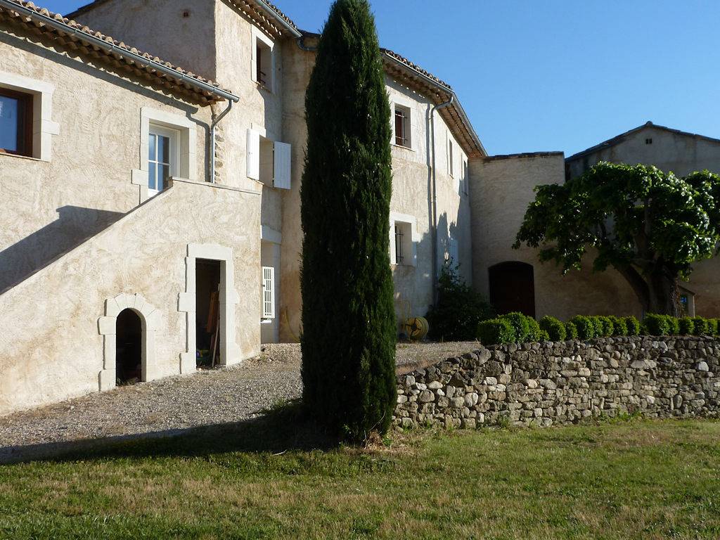 Appartement entier, Prune - Gîtes au Fil de l'Eau in Malaucène, Parc naturel régional du Mont-Ventoux