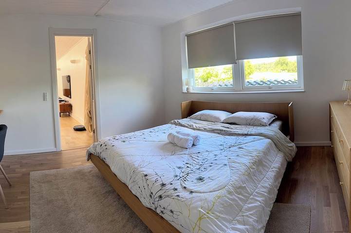 4 Bedroom Villa with pool. in Hovedstaden