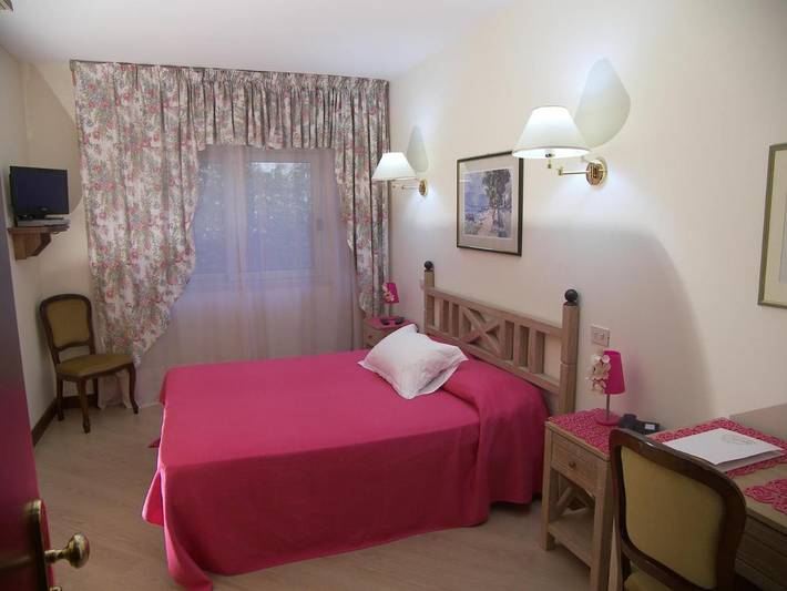 Hôtel pour 3 personnes, avec vue ainsi que jardin et sauna, animaux acceptés dans Sant Elia Fiumerapido - 4