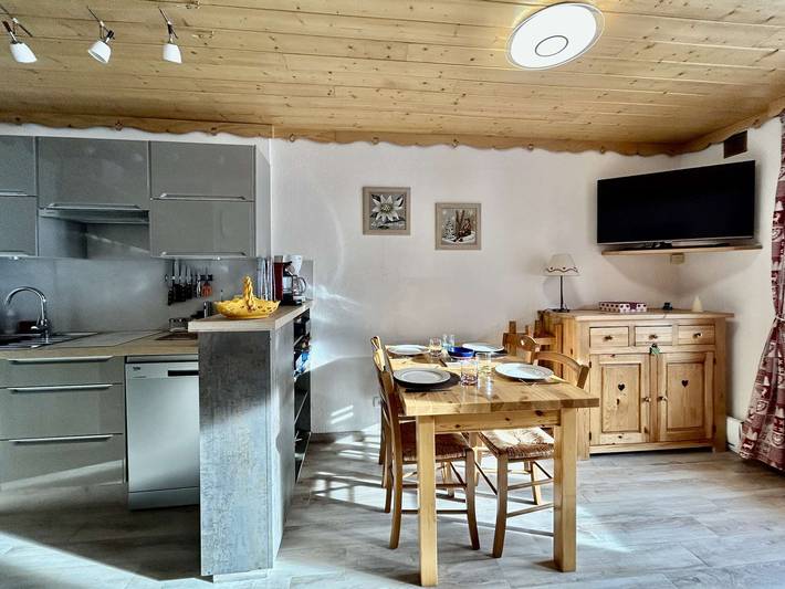 Apartamento entero, Estudio renovado, 4 plazas, cerca de pistas y tiendas in La Salle les Alpes, Serre Chevalier