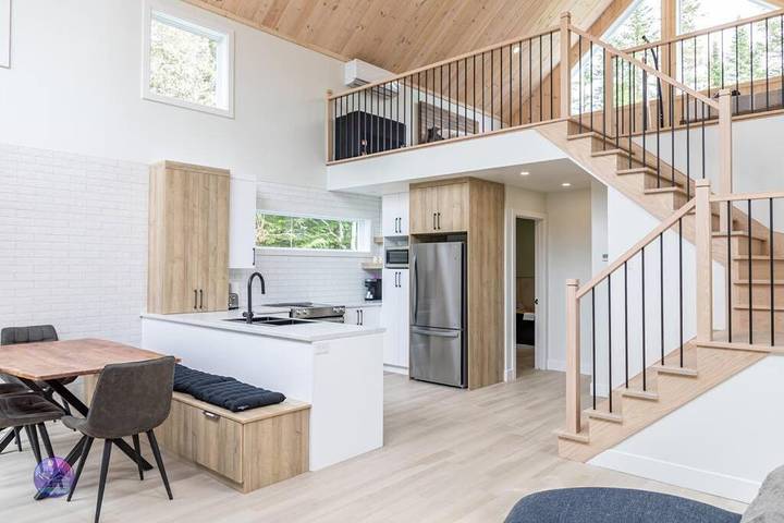 Gîte pour 8 personnes, avec terrasse et jardin ainsi que vue et sauna, animaux acceptés dans Saint Donat De Montcalm - 4