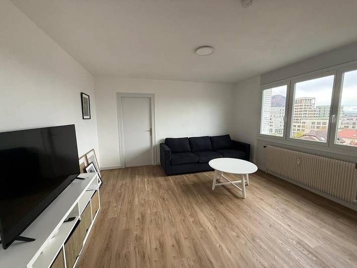 Gîte pour 2 personnes, avec vue à Ambilly