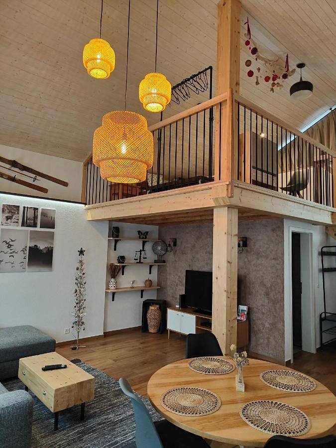Location de vacances pour 5 personnes, avec Terrasse et Jardin à Saignelégier