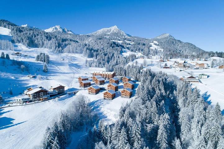 Vakantiepark voor 8 personen, with sauna and terras as well as zwembad in Oostenrijk