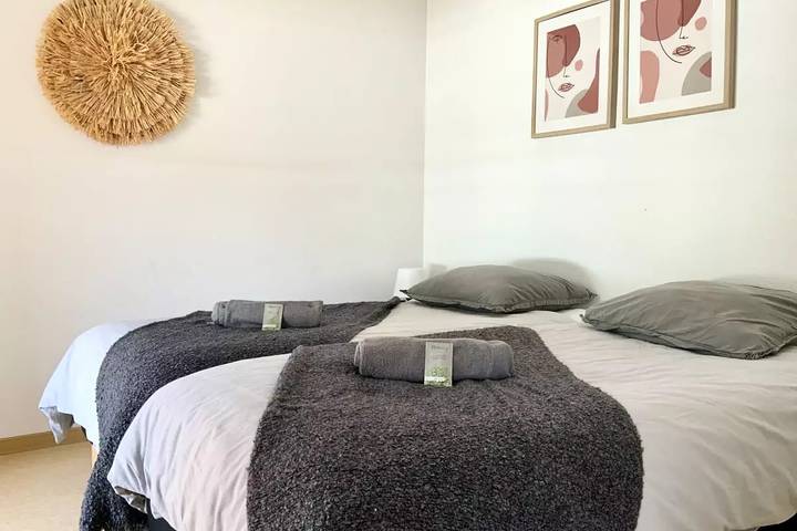 Apartamento de vacaciones para 6 personas, con balcón y piscina - 1