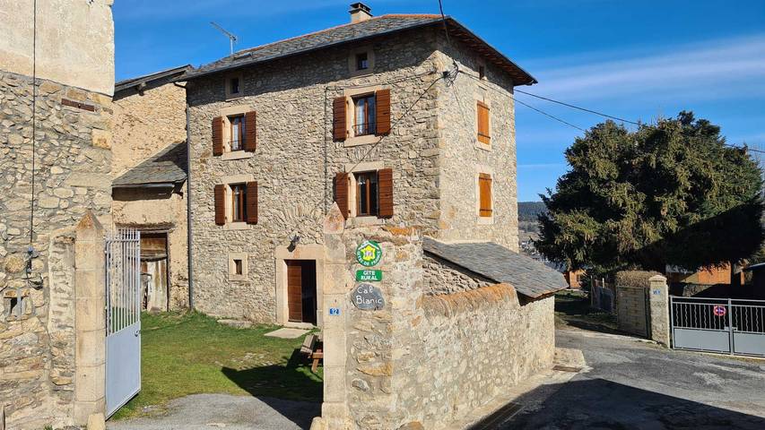 Gîte pour 8 personnes, avec Jardin