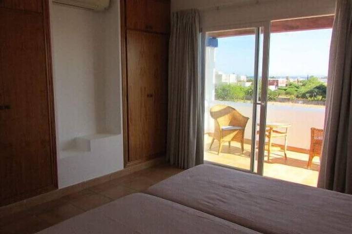 House with pool and garden ideal for families in Sant Jordi de ses Salines, Sant Josep de sa Talaia